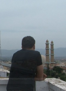 سكنت في الغياب مرتين
